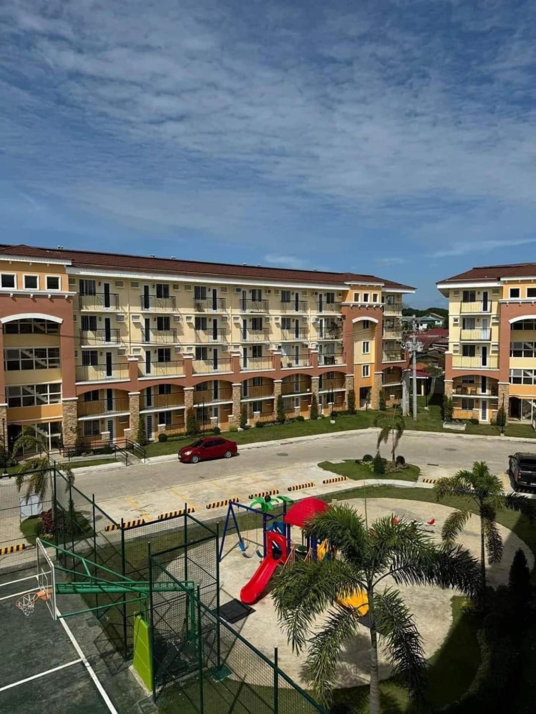 Reicondotel Arezzo Davao Davao City Eksteriør billede